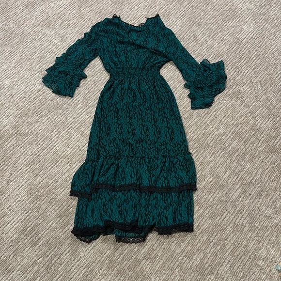 Misa Los Angeles Green Lace Dress